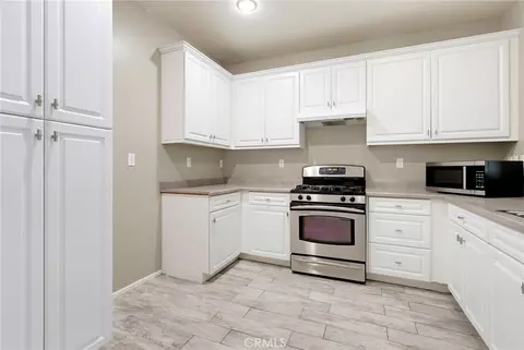 Kitchen - 11216 Collin, Riverside, CA 92505 photo 3 of 4