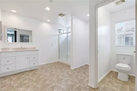 Bath - 11216 Collin, Riverside, CA 92505 photo 4 of 4