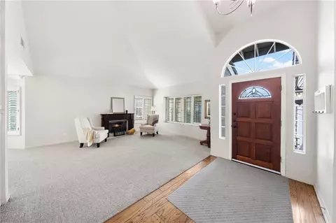 Entry Way - 44020 Sheldon Ct, Temecula, CA 92592 photo 3 of 6