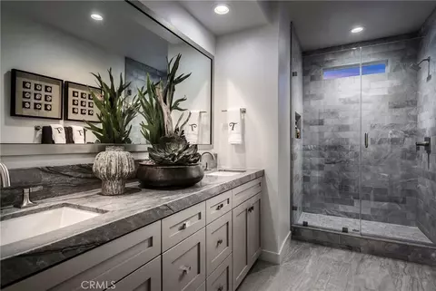 Bath - 2418 Liv Way, Montebello, CA 90640 photo 1 of 1