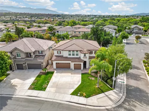 View/Area - 33629 Pebble Brook Cir, Temecula, CA 92592 photo 1 of 5