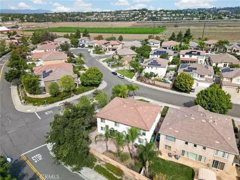 View/Area - 33629 Pebble Brook Cir, Temecula, CA 92592 photo 4 of 5