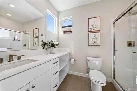 Bath - 664 Athos, Lake Forest, CA 92630 photo 3 of 3