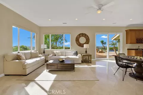 Living - 3313 Cabo Ct, Carlsbad, CA 92009 photo 2 of 3