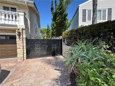 Exterior - 3313 Cabo Ct, Carlsbad, CA 92009 photo 2 of 6
