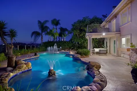 Exterior - 3313 Cabo Ct, Carlsbad, CA 92009 photo 6 of 6