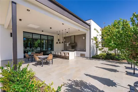 Exterior - 438 Sycamore, Montebello, CA 90640 photo 7 of 15