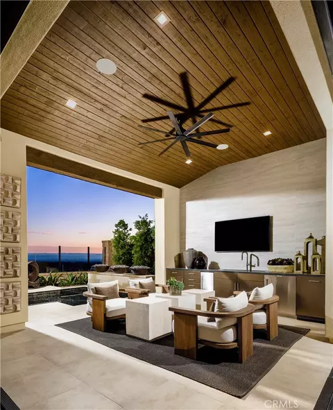 Exterior - 528 Peninsula, Irvine, CA 92602 photo 2 of 3