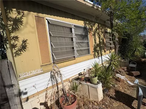 32295 Circle Terrace Dr, Redlands, CA 92373 photo 6