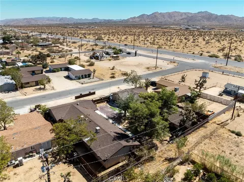 View/Area - 6440 Hermosa, Yucca Valley, CA 92284 photo 3 of 4