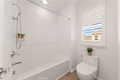 Bath - 53 Cherry Tree, Irvine, CA 92620 photo 5 of 5