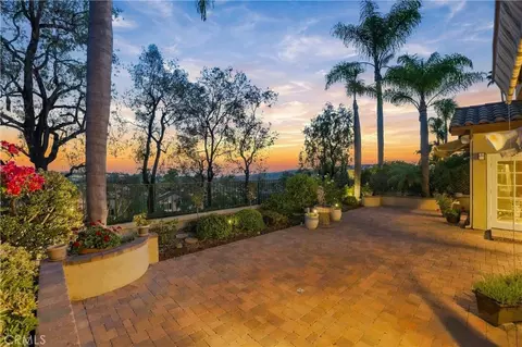 14 Novilla, Laguna Niguel, CA 92677