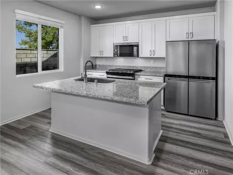 40128 Campus De Lujo, Temecula, CA 92591 photo 2