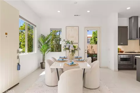 Dining - 129 Terrapin, Irvine, CA 92618 photo 1 of 3