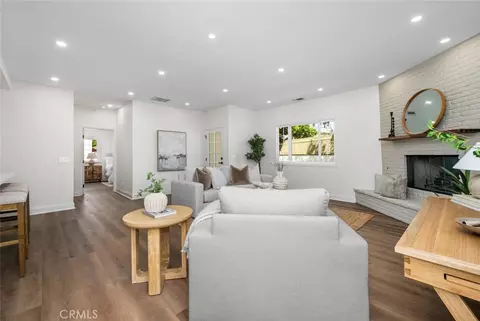 Living - 3712 Monogram, Long Beach, CA 90808 photo 3 of 4