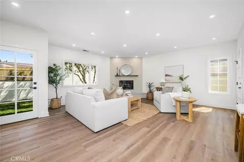 Living - 3712 Monogram, Long Beach, CA 90808 photo 2 of 4
