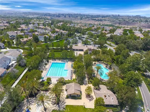 View/Area - 8 Sutherland Dr, Ladera Ranch, CA 92694 photo 10 of 11