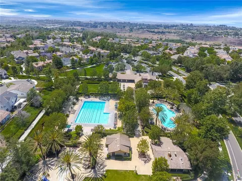View/Area - 8 Sutherland Dr, Ladera Ranch, CA 92694 photo 7 of 11
