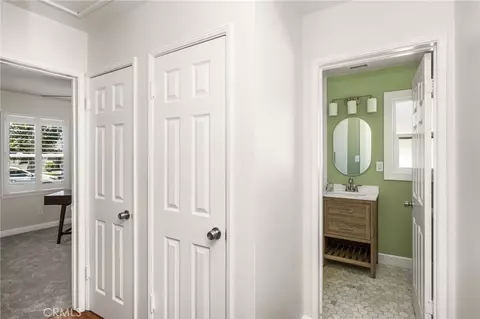 Entry Way - 2152 N Greenbrier Rd, Long Beach, CA 90815 photo 2 of 2