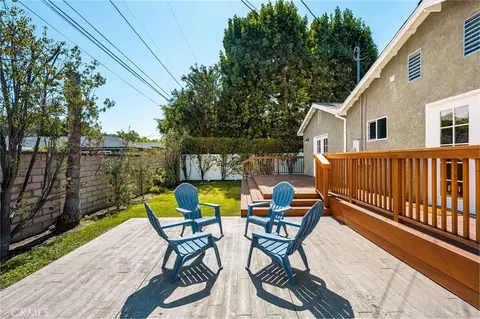 Exterior - 2152 N Greenbrier Rd, Long Beach, CA 90815 photo 7 of 9