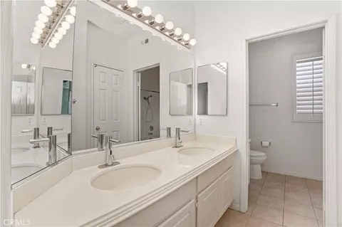 Bath - 2588 Thorman, Tustin, CA 92782 photo 5 of 7