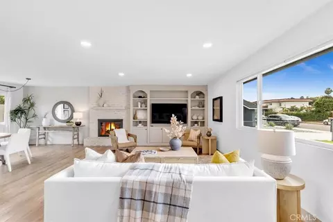Living - 150 Lancer, Oceanside, CA 92058 photo 4 of 5