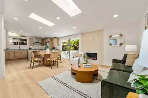 13817 Tobiasson Rd, Poway, CA 92064