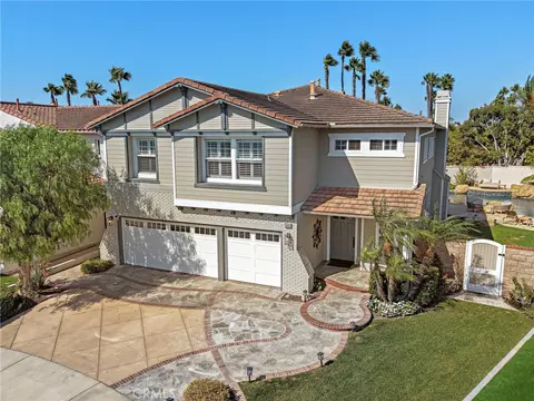 6403 Royal Grv, Huntington Beach, CA 92648