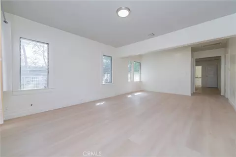 Living - 93 N Craig Ave, Pasadena, CA 91107 photo 1 of 3