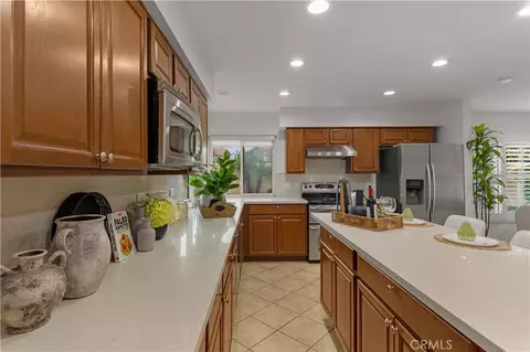 Kitchen - 14391 Gibraltar Ave, Irvine, CA 92606 photo 3 of 3