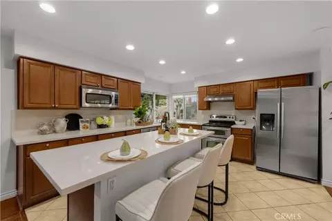 Kitchen - 14391 Gibraltar Ave, Irvine, CA 92606 photo 2 of 3
