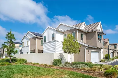 Exterior - 366 Baluster, Irvine, CA 92618 photo 7 of 11