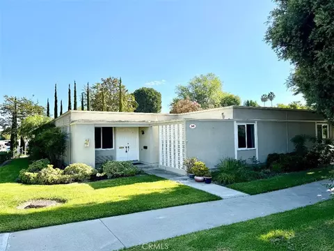 341 Avenida Sevilla #D, Laguna Woods, CA 92637