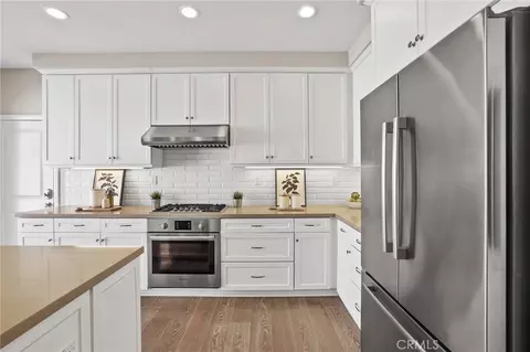 Kitchen - 75 Jade Flower, Irvine, CA 92620 photo 4 of 6