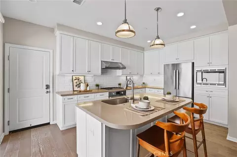 Kitchen - 75 Jade Flower, Irvine, CA 92620 photo 2 of 6