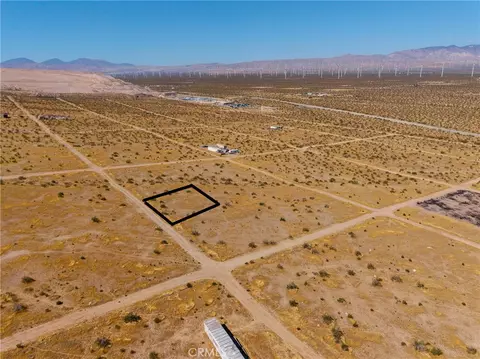 3 Comstock Ave, Mojave, CA 93501 photo 8