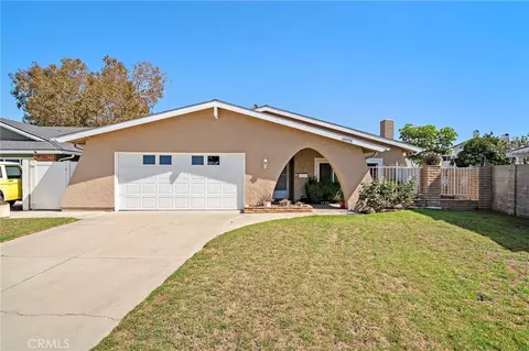 18898 Persimmon Cir, Fountain Valley, CA 92708