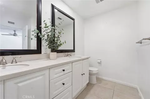 Bath - 1688 N Shaffer, Orange, CA 92867 photo 3 of 5