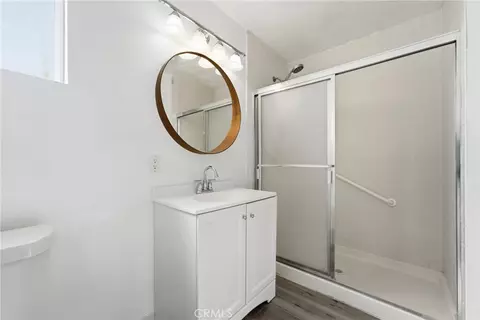 Bath - 1688 N Shaffer, Orange, CA 92867 photo 2 of 5