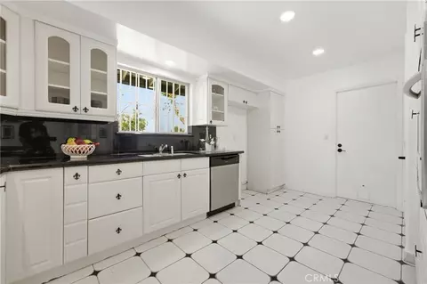 Kitchen - 1688 N Shaffer, Orange, CA 92867 photo 2 of 6