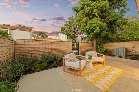 Exterior - 94 Sequoia Tree Ln, Irvine, CA 92612 photo 4 of 5