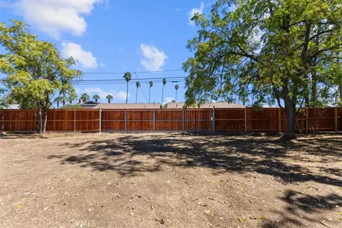 Exterior - 1025 Richards, Perris, CA 92571 photo 3 of 7
