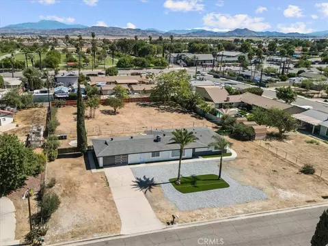 View/Area - 1025 Richards, Perris, CA 92571 photo 3 of 10