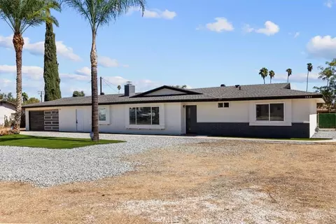 Exterior - 1025 Richards, Perris, CA 92571 photo 6 of 7