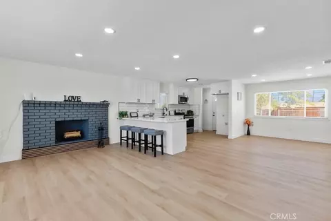 Living - 1025 Richards, Perris, CA 92571 photo 3 of 7