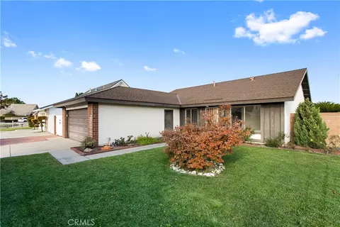 17936 Los Vasos St, Fountain Valley, CA 92708