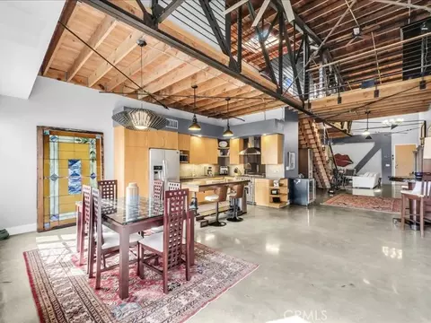 Dining - 1100 E 3rd #204, Long Beach, CA 90802 photo 1 of 3