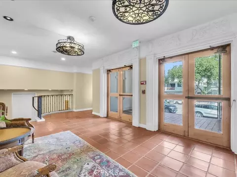 Entry Way - 1100 E 3rd #204, Long Beach, CA 90802 photo 3 of 3