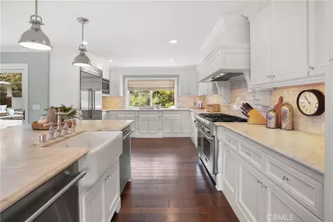 Kitchen - 2973 Java Rd, Costa Mesa, CA 92626 photo 7 of 7