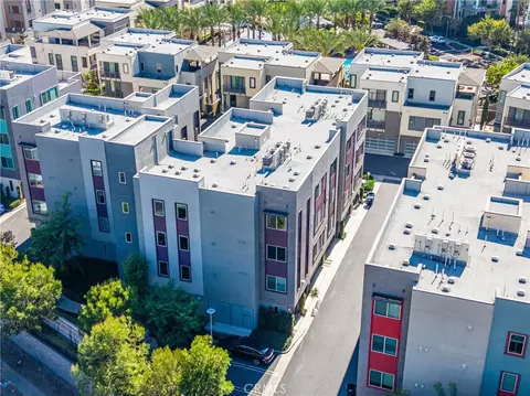 View/Area - 127 Bowery, Irvine, CA 92612 photo 2 of 11